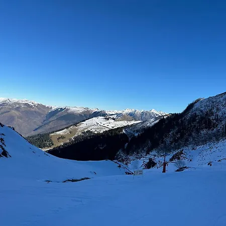 Lägenhet Sacaron24, T2 Bis, Centre Luchon, Wifi, Parking *