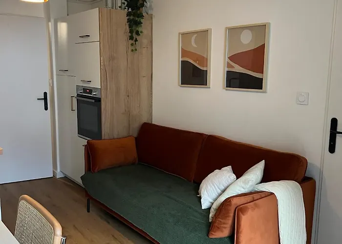 Sacaron24, T2 Bis, Centre Luchon, Wifi, Parking * Bagnères-de-Luchon