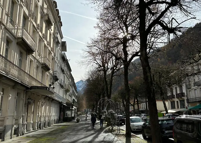 Sacaron24, T2 Bis, Centre Luchon, Wifi, Parking Bagnères-de-Luchon